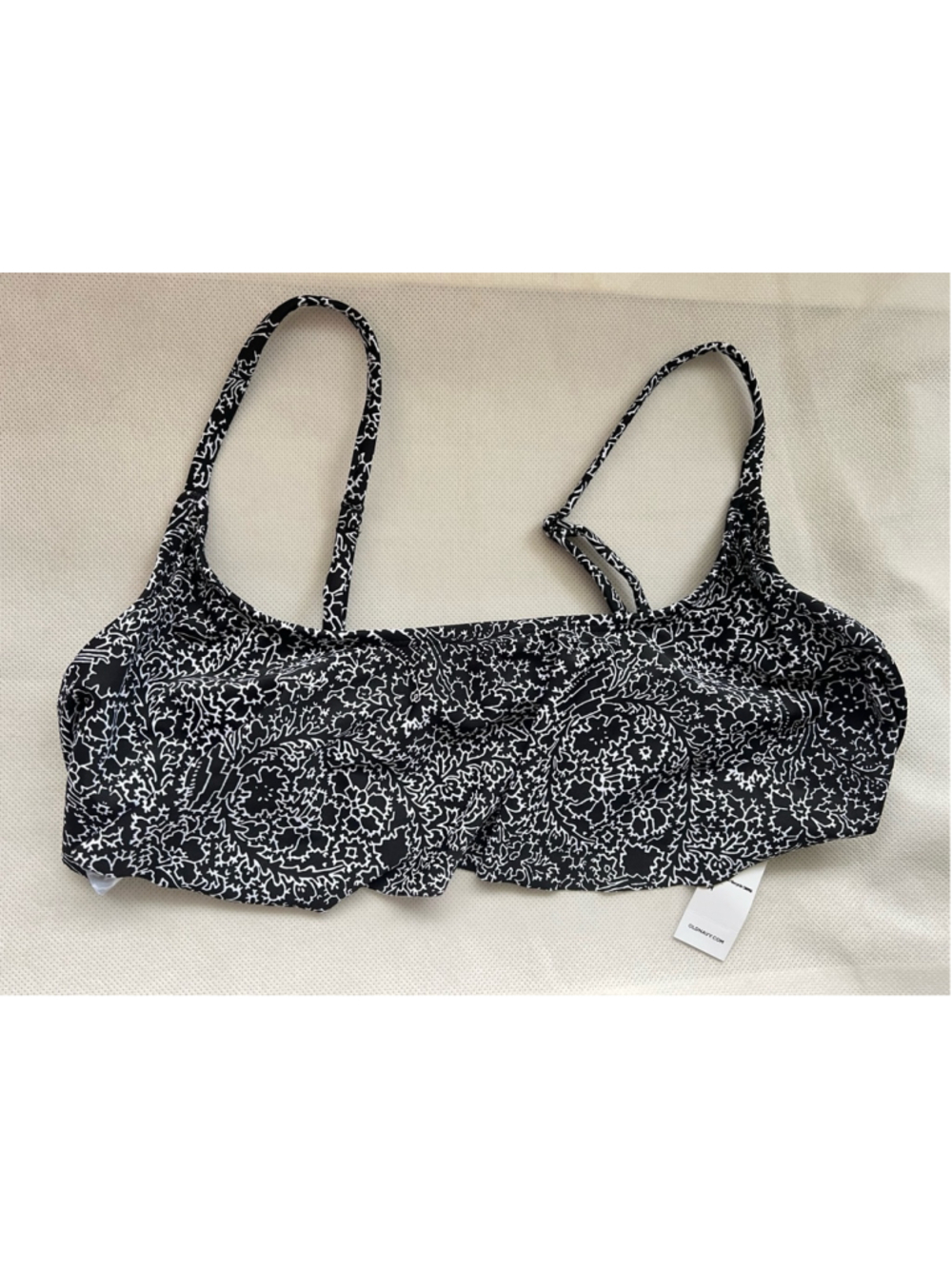 NWT Old Navy Ruffle Adjustable straps Bandeau-style top size Medium Black White - Picture 3 of 7